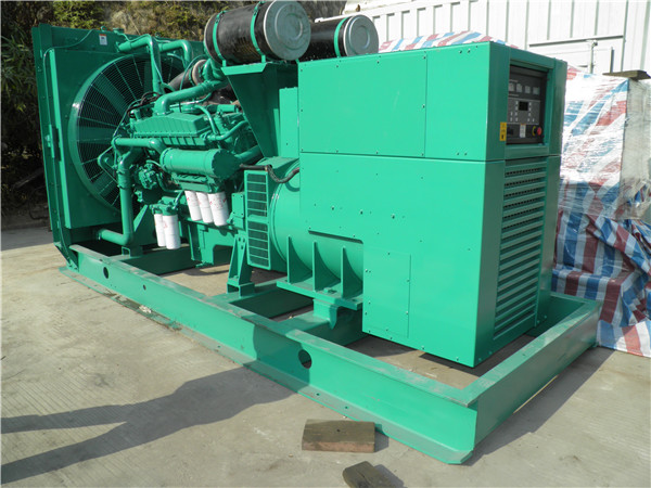 忠县出租发电机 发电机组厂家：柴油发电机组的控制屏的作用是什么？