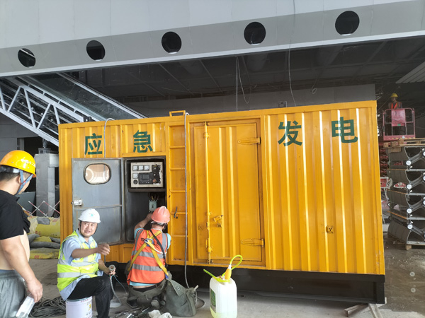 忠县怎样判断空气滤清器是否需要更换？